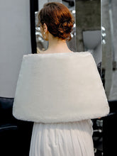 Braut-Wrap-Schal Aus Kunstfell Für Die Hochzeit