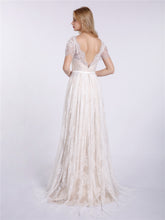 V-Ausschnitt Spitze Brautkleid mit Kurz Ärmels Champagner