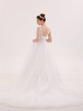 Durchsichtiges Brautkleid mit V-Ausschnitt Elfenbein