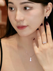 Runder, dreifach funkelnder Zirkonring in S925