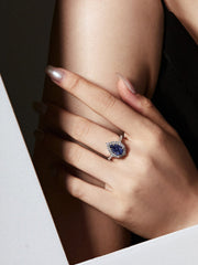 2 Karat Strahlender Birnen-Saphir-Verlobungsring