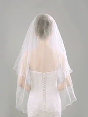Two Tiers Short Wedding Veil With Comb