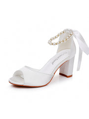 Peep Toe Sandalen mit Blockabsatz und Schnallenriemen