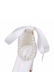 Peep Toe Sandalen mit Schleifen und Perlen am Blockabsatz