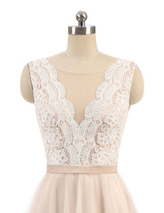 V-Ausschnitt Spitze Mieder Lang Kleid mit Tüll Rock Champagner