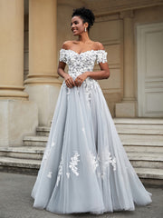 Schulterfrei A-Linie Brautkleid mit Schlitz Elfenbein/Grau