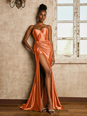 Gebrannte Orange
