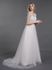 V-Ausschnitt Spitze und Tüll Strand Brautkleid Champagner