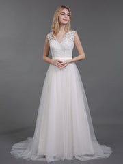 V-Ausschnitt Spitze und Tüll Strand Brautkleid Weiß