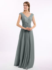 Spitze und Chiffon Kleid mit Flügelärmeln und V-Ausschnitt Stahlgrau