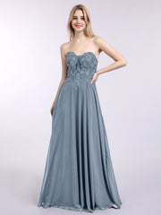 Trägerloser Ausschnitt Chiffon mit Applique Kleid Staubiges Blau
