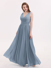 Double Perlenstickerei Träger Chiffon Kleid mit V-Ausschnitt Staubiges Blau