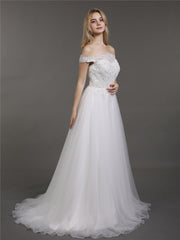 Off-The-Schulter Spitze und Tüll Brautkleid Elfenbein