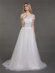 Off-The-Schulter Spitze und Tüll Brautkleid Champagner