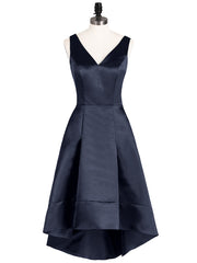 V-neck Satin Asymmetrisch Brautjungfernkleider Dunkelmarine