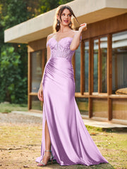 Trompete/Meerjungfrau Spitzenapplikationen Rüschen Kleid mit Schlitz Lila