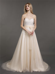 Trägerloses Brautkleid mit Bowknot und Herz-Ausschnitt Elfenbein