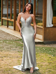 Tiefer V-Ausschnitt Applikationen Stretch-Satin Meerjungfrau Kleid Silber