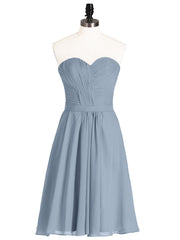 Staubiges Blau