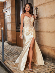 Korsett Oberteil Hoher Schlitz Satin Kleid Champagner