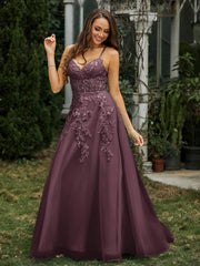 Herzform Applique Oberteil Sweep-Zug Kleid Cabernet
