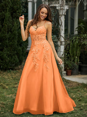 Herzform Applique Oberteil Sweep-Zug Kleid Orange Übergröße