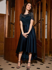 A-Linien-Kleid Mit Kurzen Ärmeln Spitze Und Falten Asymmetrisch Dunkelmarine