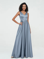 A-Linie V-Ausschnitt Maxi Satin Kleider mit Taschen Staubiges Blau
