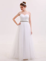 Herz-Ausschnitt Brautkleid mit Perlenstickerei Schärpen Elfenbein