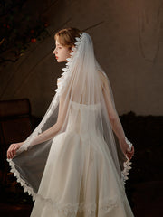 One-tier Lace Tulle Wedding Fingertip Veils