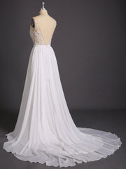 V-Ausschnitt Chiffon Brautkleid mit Perlen Elfenbein