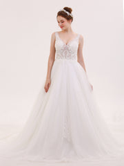 Durchsichtiges Brautkleid mit V-Ausschnitt Champagner