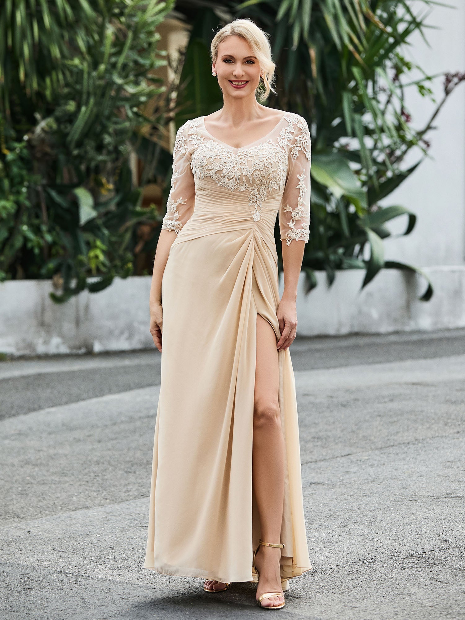 Halbarm Bodenlang Kleid mit Schlitz Champagner