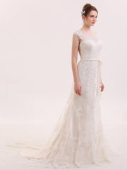 Illusion Neck Etui Spitze Brautkleid Champagner