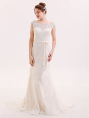 Illusion Neck Etui Spitze Brautkleid Elfenbein